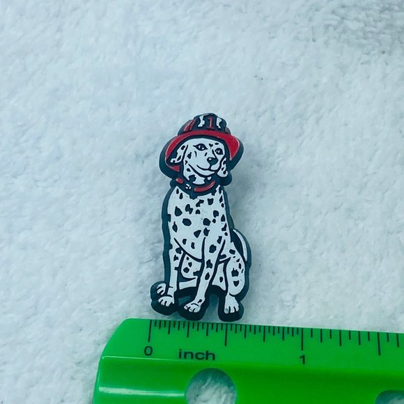 Firehouse Dalmation Dog Fire Hat Tie Tack Lapel Pin Jewelry Brooch Plastic - Picture 10 of 10